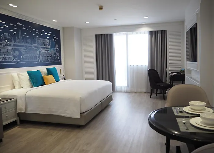 Centre Point Silom Hotel