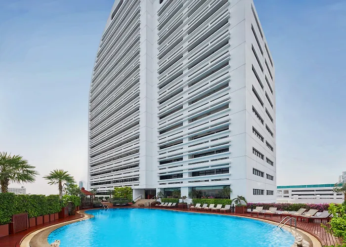 Hotel Centre Point Silom 4*