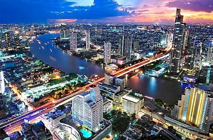 Hotel Centre Point Silom 4*