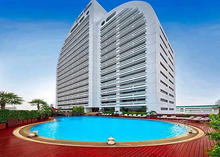 Centre Point Silom
