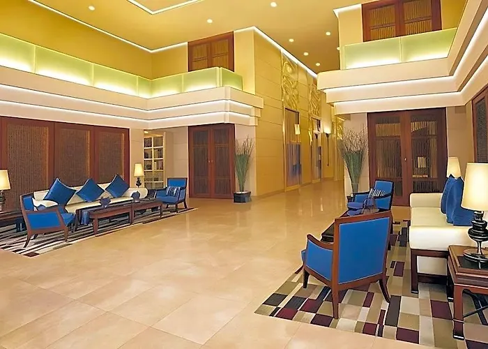 Centre Point Silom Hotel