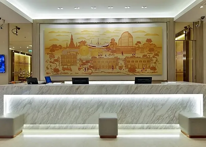 Centre Point Silom Hotel