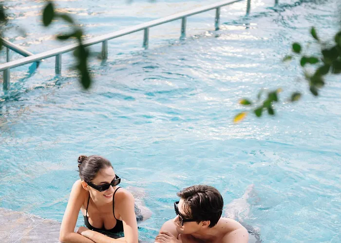 Centre Point Silom Hotel 4*